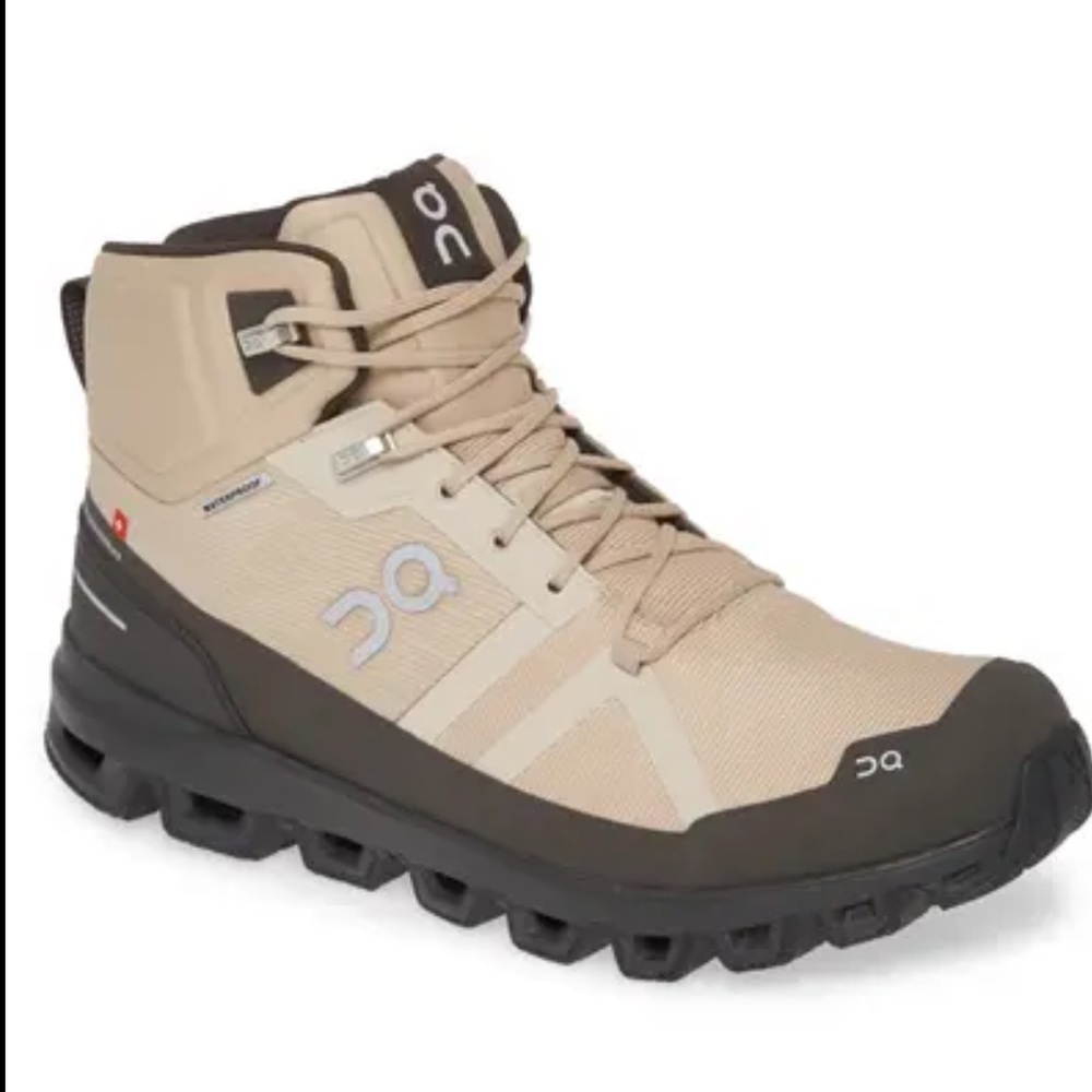 Men’s On Cloud Cloudrock Waterproof Hiking Boot size 11.5